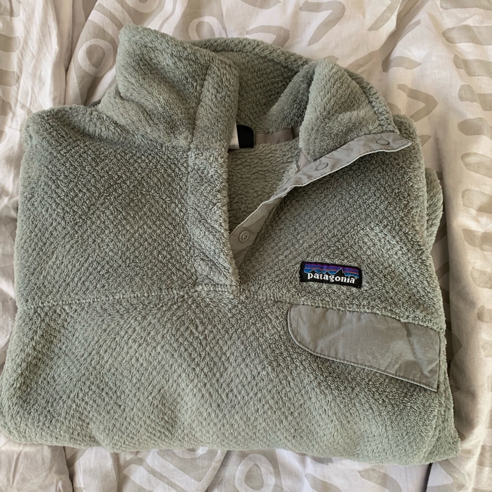 Light Grey Patagonia Fleece
